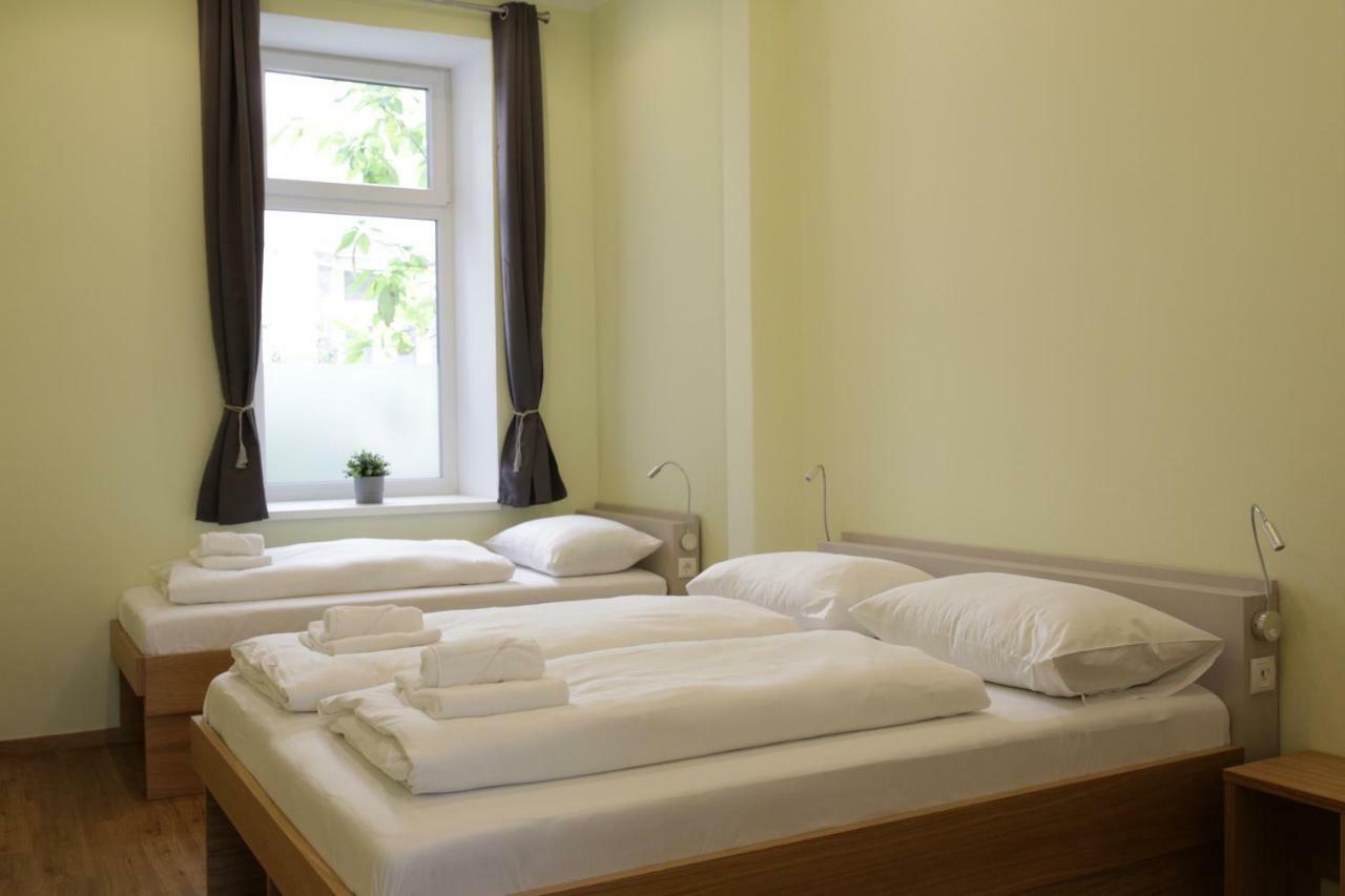 Vienna Gold Apartments - Contactless Check In ภายนอก รูปภาพ